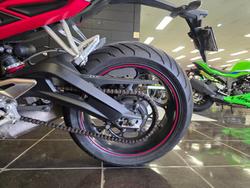 2017 Triumph STREET TRIPLE RS SILVER/RED
