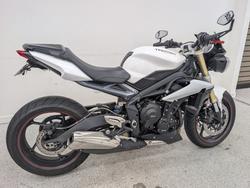 2016 Triumph STREET TRIPLE 660 White