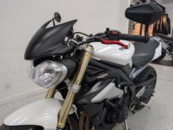 2016 Triumph STREET TRIPLE 660 White