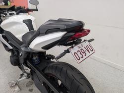 2016 Triumph STREET TRIPLE 660 White