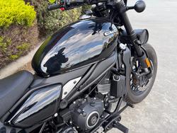 2025 CFMOTO 2025 Cf Moto 450CC 450 CL-C BOBBER Black