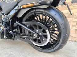 2026 HARLEY-DAVIDSON BREAKOUT 117 (FXBR) ROAD BLACK DENIM
