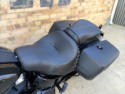 2026 HARLEY-DAVIDSON HERITAGE CLASSIC 117 (FLHC) ROAD TEAL THUNDER