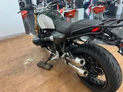 2025 BMW Motorrad R 12 nineT GREEN