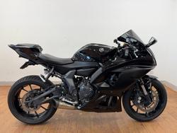 Yamaha YZF-R7LA