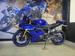 2025 Yamaha YZF-R7LA BLUE