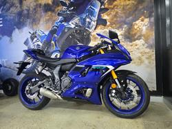 2025 Yamaha YZF-R7LA BLUE