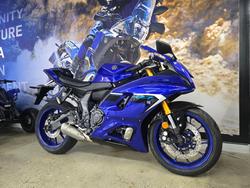2025 Yamaha YZF-R7LA BLUE