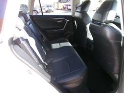 2020 Toyota
RAV4 Hybrid RAV4 Hybrid Cruiser 2WD 2.5L Auto CVT 5 Door Wagon 3X37680 002