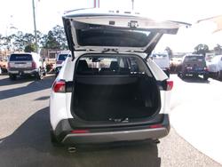 2020 Toyota
RAV4 Hybrid RAV4 Hybrid Cruiser 2WD 2.5L Auto CVT 5 Door Wagon 3X37680 002