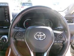 2020 Toyota
RAV4 Hybrid RAV4 Hybrid Cruiser 2WD 2.5L Auto CVT 5 Door Wagon 3X37680 002