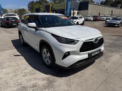 2022 TOYOTA KLUGER GX HYBRID AWD
