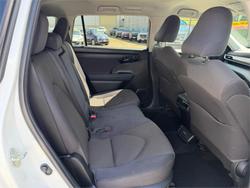 2022 TOYOTA KLUGER GX HYBRID AWD