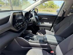 2022 TOYOTA KLUGER GX HYBRID AWD