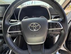 2022 TOYOTA KLUGER GX HYBRID AWD