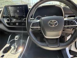 2022 TOYOTA KLUGER GX HYBRID AWD