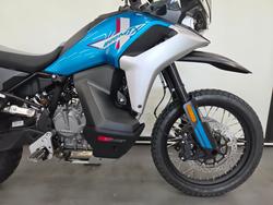 2025 CFMOTO 2025 Cf Moto 800CC 800MT X ZEPHYR BLU