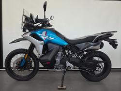 2025 CFMOTO 2025 Cf Moto 800CC 800MT X ZEPHYR BLU