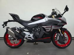 CFMOTO 450 SR ABS