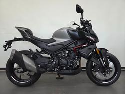 CFMOTO 450 NK
