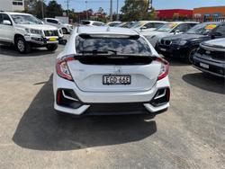 2019 HONDA CIVIC VTi-S