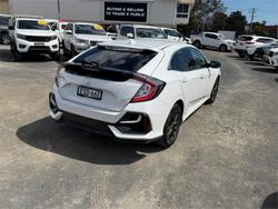 2019 HONDA CIVIC VTi-S
