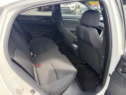 2019 HONDA CIVIC VTi-S