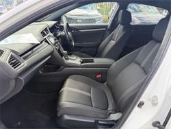 2019 HONDA CIVIC VTi-S