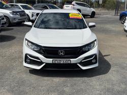 2019 HONDA CIVIC VTi-S