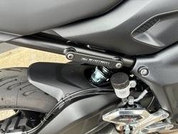 2025 Triumph TRIDENT 660 BLACK
