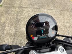 2025 Triumph TRIDENT 660 BLACK