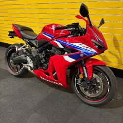 2025 Honda CBR650RAC Red