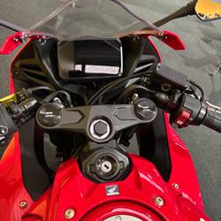 2025 Honda CBR650RAC Red