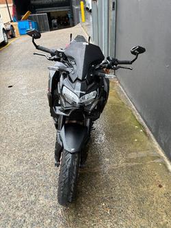 2021 Kawasaki Z900 SUPERNAKED (ZR900) GREY