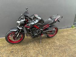 2021 Kawasaki Z900 SUPERNAKED (ZR900) GREY