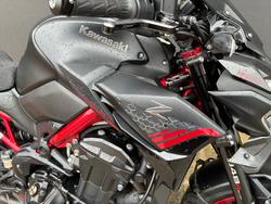 2021 Kawasaki Z900 SUPERNAKED (ZR900) GREY