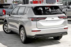 2026 Mitsubishi Outlander ES ZM MY26 Sterling Silver