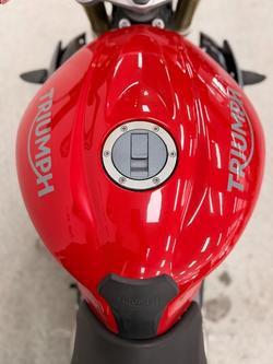 Triumph 2015 TRIUMPH 660CC STREET TRIPLE LAMS Red