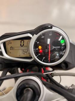 Triumph 2015 TRIUMPH 660CC STREET TRIPLE LAMS Red