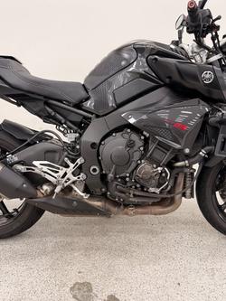 2017 YAMAHA MT-10 Black