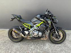 Kawasaki Z900 (ZR900)