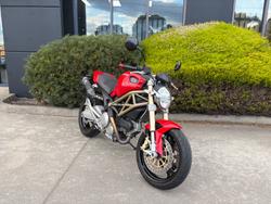 2013 DUCATI MONSTER 696 20th ANN Red