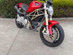 2013 DUCATI MONSTER 696 20th ANN Red