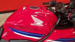 2026 Honda CBR650R E-Clutch CBR 650 Red