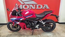 2026 Honda CBR650R E-Clutch CBR 650 Red