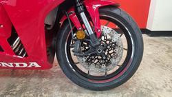 2026 Honda CBR650R E-Clutch CBR 650 Red