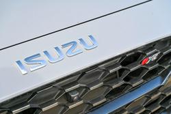 2026 Isuzu MU-X X-TERRAIN