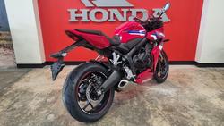 2026 Honda CBR650R E-Clutch CBR 650 Red