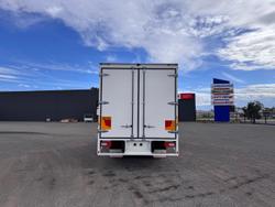 2025 Isuzu N Series NQR 88/80-190 AM D42 WHITE