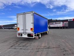 2025 Isuzu N Series NQR 88/80-190 AM D42 WHITE